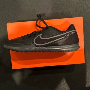 Nike indoor soccer shoes